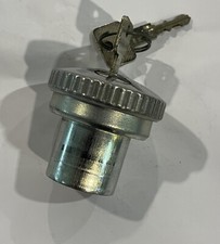 Tappo serbatoio cromato usato  Castelfranco Emilia