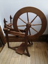 Ashford spinning wheel for sale Ashford spinning wheel for sale  BLACKBURN