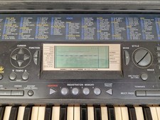 Tastiera musicale yamaha usato  Supersano