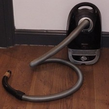 Miele s5210 vacuum for sale  LONDON