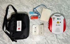 Dispositivo de treinamento AED da Cruz Vermelha Americana inglês/espanhol testado funcionando, usado comprar usado Dispositivo de treinamento AED da Cruz Vermelha Americana inglês/espanhol testado funcionando, usado comprar usado  Enviando para Brazil