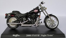 Harley davidson 2000 usato  Seravezza