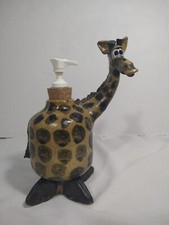 Dispensador de bomba de sabão vitrificado de cerâmica feito à mão girafa assinado comprar usado  Enviando para Brazil