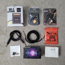Lote de equipamentos de guitarra (amplificador Marshall MS-2, pedal JOYO Vintage Overdrive e muito mais) comprar usado  Enviando para Brazil
