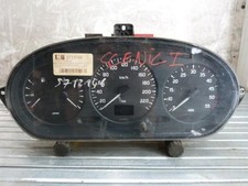 Compteur renault scenic d'occasion  Moulins