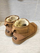 stivaletti ugg donna 37 usato  Busca