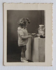 Child and dollhouse d'occasion  Expédié en Belgium
