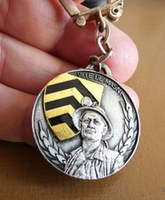Ancien porte clé d'occasion  Jœuf