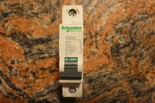 Disjoncteur modulaire unipolai d'occasion  Barr