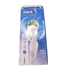 Escova de dentes elétrica recarregável Oral-B Pro 1000, branca comprar usado  Enviando para Brazil