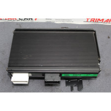 Amplificatore stereo autoradio usato  Cittanova