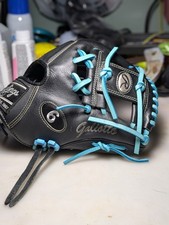 Rawlings 11.5 heart for sale  Ruby