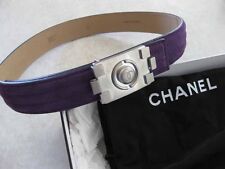 Cinto de couro Chanel AUTÊNTICO NOVO NA CAIXA CC Lego tijolo níquel fivela ameixa camurça 26/65 $930 comprar usado  Enviando para Brazil