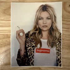 Adesivo Supreme Kate Moss 2012 caixa logotipo raro comprar usado  Enviando para Brazil