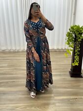 Robe plazzo kameez d'occasion  Expédié en France