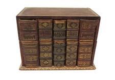 Vintage Feito na França Barra Secreta de Couro Caixa de Armazenamento de Livro Falso 6,5" X 11" X 8,5" comprar usado  Enviando para Brazil