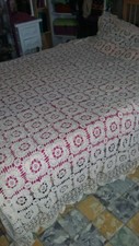 Couvre lit crochet d'occasion  Saint-Laurent-de-Cerdans