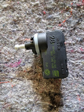 Leuchtweitenregulierung stellm gebraucht kaufen  Delitzsch
