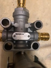 Wabco luftfederventil 46400600 gebraucht kaufen  Renningen