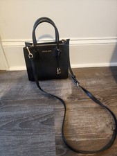 Usado, Bolsa tiracolo Michael Kors preta Mercer média bolsa acordeão comprar usado  Enviando para Brazil