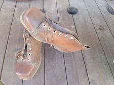 Brodequins chaussures ancienne d'occasion  Replonges