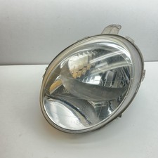 Faro anteriore sinistro usato Faro anteriore sinistro usato  Italia