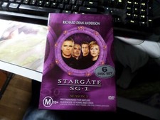 Stargate SG-1: DVD da 5ª temporada (região 4, 2001) conjunto na caixa comprar usado  Enviando para Brazil