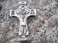 Crocefisso con piedistallo usato Crocefisso con piedistallo usato  Legnago