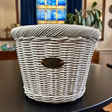 White wicker nantucket for sale  New Haven
