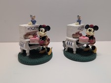 Estatueta rara Disney Midwest Cannon Falls Minnie Mouse assando um bolo comprar usado Estatueta rara Disney Midwest Cannon Falls Minnie Mouse assando um bolo comprar usado  Enviando para Brazil