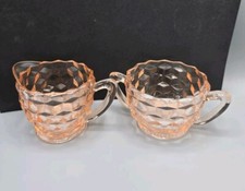 Tigela de açúcar e creme Jeannette Cubist vidro depressão rosa cabo dble comprar usado Tigela de açúcar e creme Jeannette Cubist vidro depressão rosa cabo dble comprar usado  Enviando para Brazil