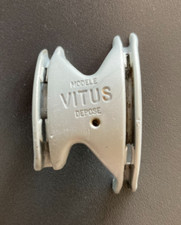 Vintage Bottom Bracket Cycling VITUS Guide Câbles Support Cadre Boitier Pédalier comprar usado  Enviando para Brazil