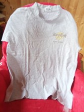 Maglietta grigia hard usato Maglietta grigia hard usato  Moncalieri