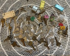 Group vintage keys for sale  Johnstown