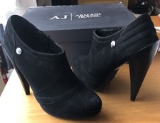 Tronchetto scarpe donna usato  Italia