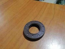 Anello tenuta paraolio usato  San Giovanni la Punta