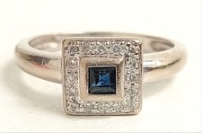 Elegant 18ct white for sale  RUGBY