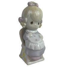 Usado, Antigo 1994 Precious Moments Salt & Pepper Shakers Menina na Cadeira Corações Arcos comprar usado  Enviando para Brazil