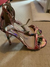 Woman pink floral for sale Woman pink floral for sale  BARNET