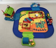 Elc happyland farmyard for sale  BURGESS HILL