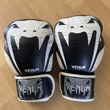 Venum 10oz boxing for sale  SOUTHPORT