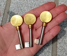 Antique key keys d'occasion  Expédié en Belgium