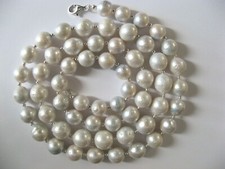 Collana perle scaramazze usato  Genova