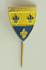 Insigne epinglette douai d'occasion  Corbehem