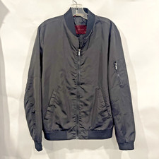 Zara man medium for sale  Orange