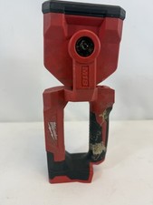 Usado, Luz de busca compacta portátil sem fio Milwaukee 2354-20 M18 18V LED - ferramenta nua comprar usado  Enviando para Brazil