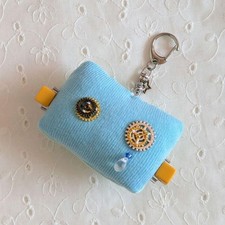 Robo heart keychain d'occasion  Expédié en Belgium