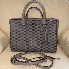 Bolsa satchel Michael Kors jet set viagem tamanho médio cinza prata monograma comprar usado  Enviando para Brazil