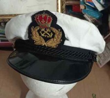Vecchio berretto cappello usato  Roma