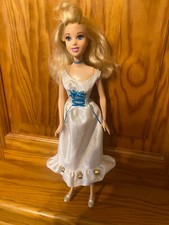 Poupee disney princesse d'occasion  Manduel